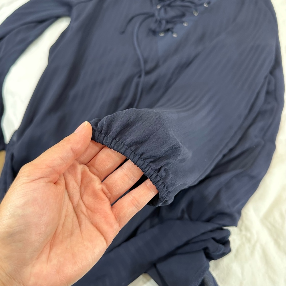 BCBGENERATION STRIPED LACE-UP LONG SLEEVE DRESS - Picture 5 of 5